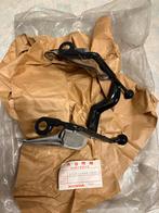 Nos koplampsteun honda CB650, Motoren, Ophalen
