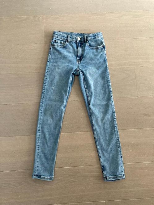Blauwe Jeans broek van Zara (Maat 11-12 jaar / 152), Enfants & Bébés, Vêtements enfant | Taille 152, Comme neuf, Garçon, Pantalon