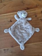 Beer knuffeldoekje / doudou “I am new here” (taupe/grijsbeig, Kinderen en Baby's, Verzenden, Gebruikt, Beer
