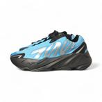 Yeezy Boost 700 MNVN Bright Cyan - 37/40 - GZ3079, Nieuw, Sneakers, Verzenden, Blauw