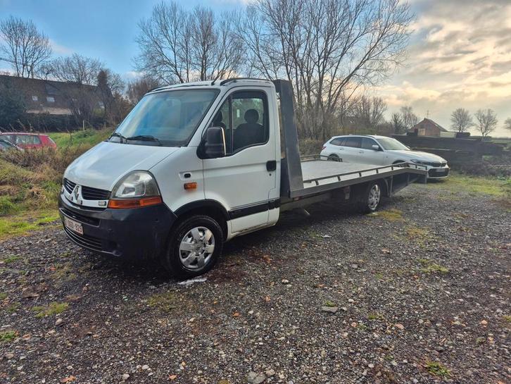 Renault master prêt a immatriculer 2.5dci boîte 6, Auto's, Bestelwagens en Lichte vracht, Particulier, 4x4, Centrale vergrendeling
