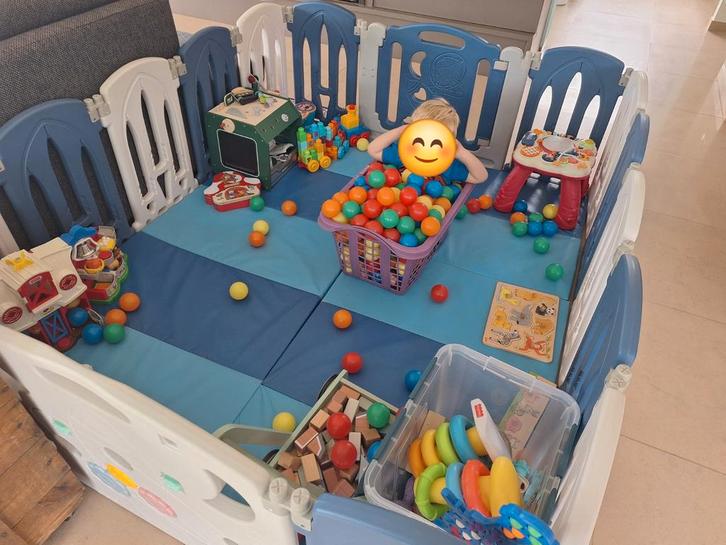 Speelbox / speelhek / kinderhekje blauw, Kinderen en Baby's, Babyparken, Zo goed als nieuw, Overige vormen, Ophalen