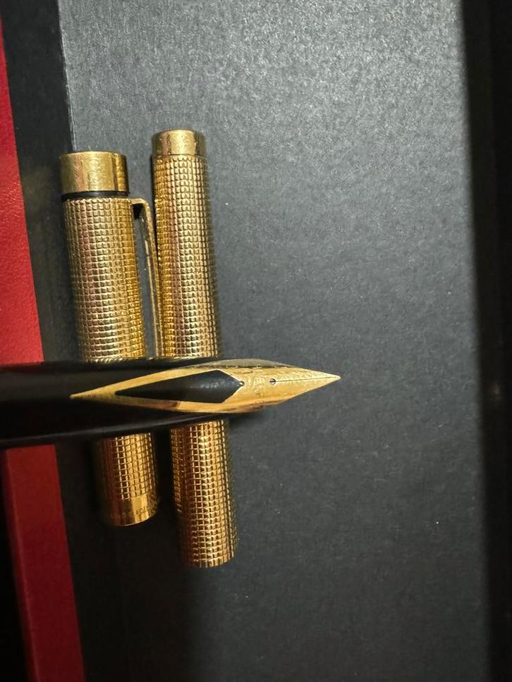 Sheaffer Targa Plaqué Or P272, Verzamelen, Pennenverzamelingen, Zo goed als nieuw, Vulpen, Sheaffer, Ophalen of Verzenden