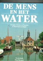 De mens en het water bruggen sluizen  in nederland en belgie, Livres, Atlas & Cartes géographiques, Comme neuf, Pays-Bas, Enlèvement ou Envoi