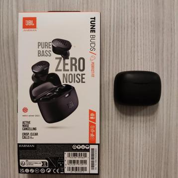 JBL Tune Buds beschikbaar voor biedingen