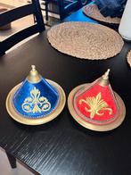 2  Marokkaanse decoratieve tajines in goudkleurig metaal, Huis en Inrichting, Ophalen, Zo goed als nieuw
