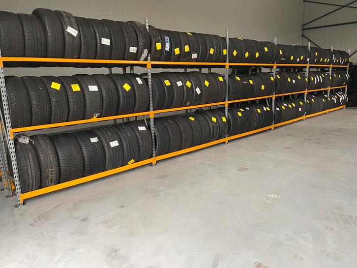 Tweedehands Banden 0493332228, Zakelijke goederen, Kantoor en Winkelinrichting | Magazijn, Stelling en Opslag, Ophalen of Verzenden