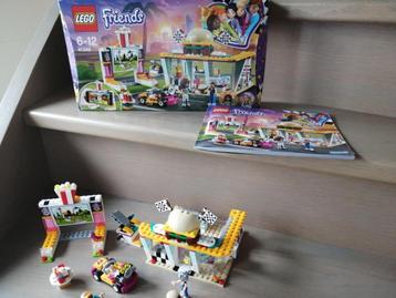 Lego Friends Go Kart diner beschikbaar voor biedingen