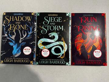 Shadow and Bone Trilogy Book 1-3 (Engels - Paperback) beschikbaar voor biedingen