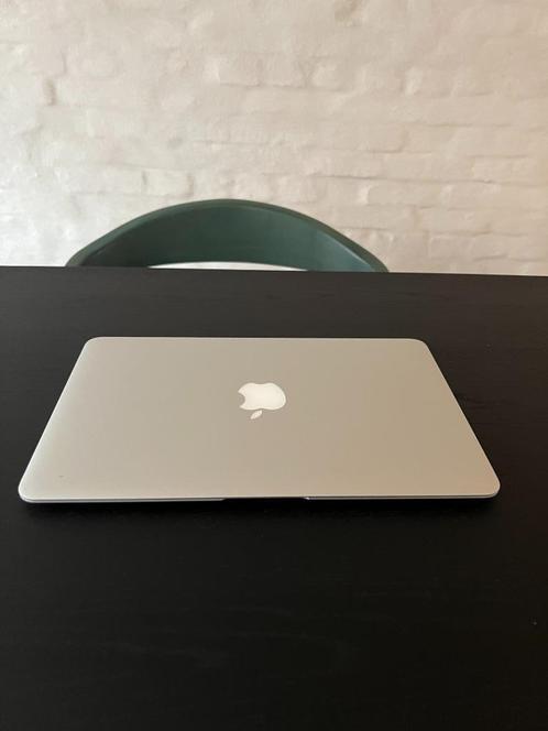 Macbook air 11 inch refurbished, Computers en Software, Apple Macbooks, Refurbished, MacBook, 11 inch, Minder dan 2 Ghz, 4 GB