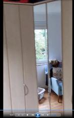 Garde robe en bois massif, Bois massif avec miroir, 150 à 200 cm, Enlèvement, Utilisé