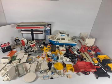 Retro playmobil beschikbaar voor biedingen
