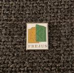 PIN - FREJUS - FRANCE - FRANKRIJK, Autres sujets/thèmes, Utilisé, Envoi, Insigne ou Pin's