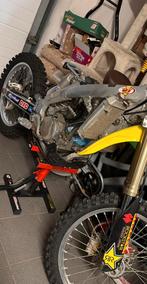 Suzuki Rmz 250 4-takt ( opknapmotor), Fietsen en Brommers, Ophalen, Zo goed als nieuw, Suzuki