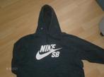 TRUI MET KAP ZWART MERK NIKE SB - MAAT M, Kleding | Heren, Maat 48/50 (M), Zwart, Ophalen of Verzenden, Gedragen
