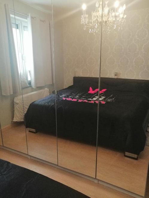 King Size tweepersoonsbed op elegante pootjes, Huis en Inrichting, Slaapkamer | Bedden, Gebruikt, Tweepersoons, Overige maten