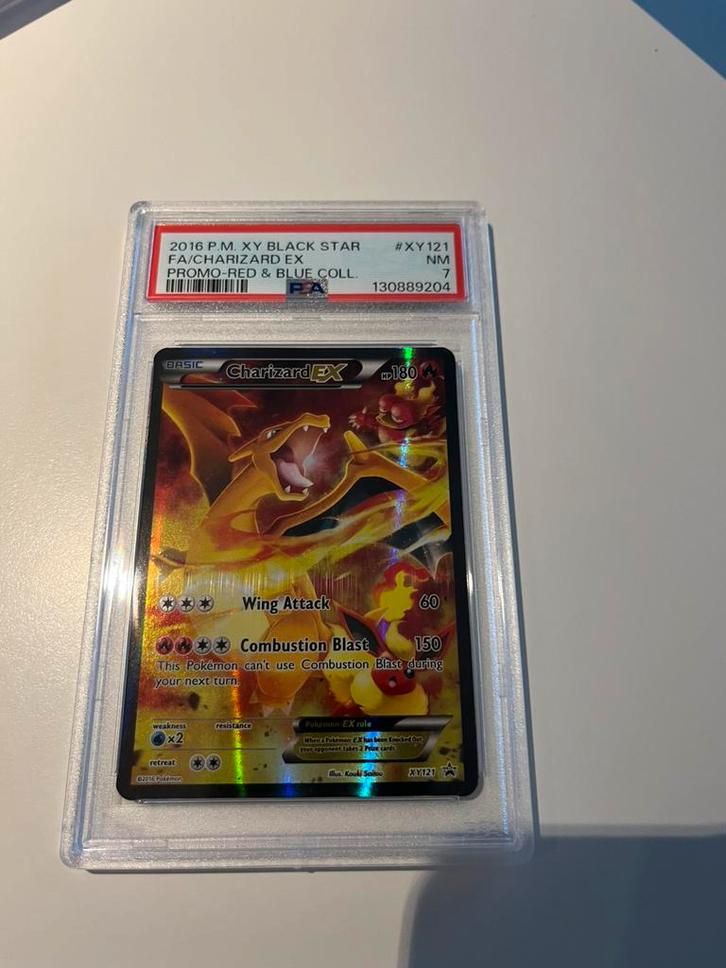 Charizard, Hobby & Loisirs créatifs, Jeux de cartes à collectionner | Pokémon, Comme neuf, Enlèvement ou Envoi