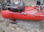 te koop compresor, Doe-het-zelf en Bouw, Compressors, Ophalen, Gebruikt, 200 tot 400 liter/min, Mobiel