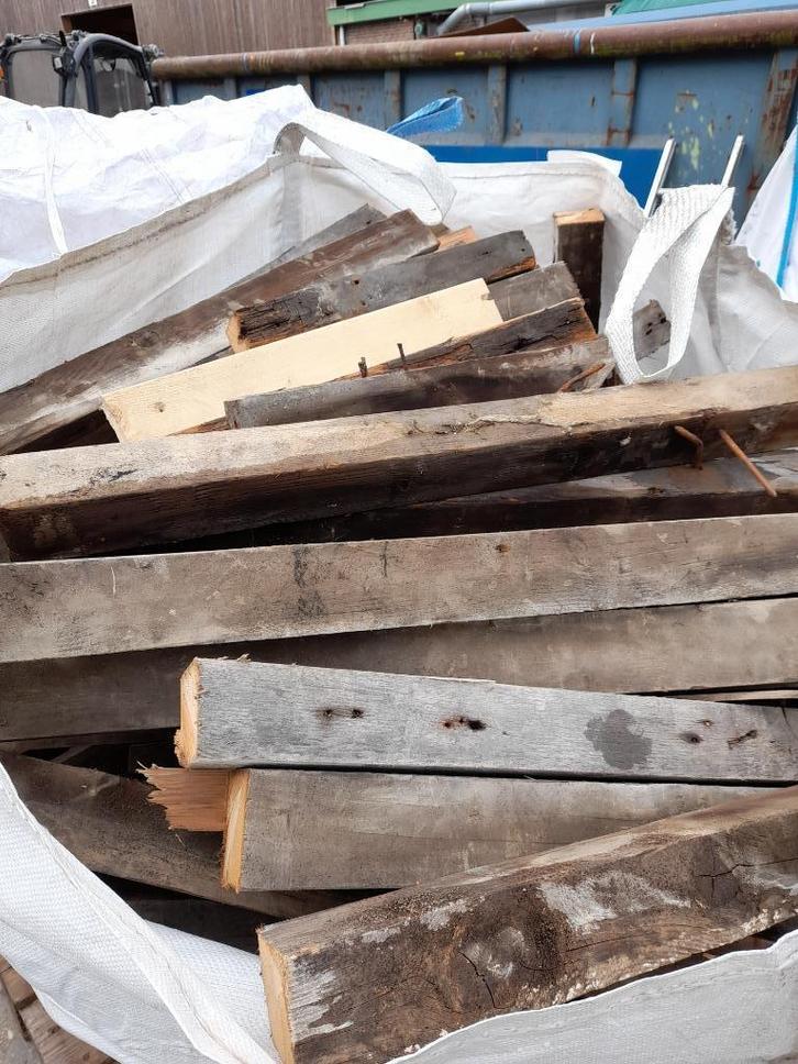 Gratis  brandhout, Tuin en Terras, Brandhout, Blokken, Overige houtsoorten, Minder dan 3 m³, Ophalen