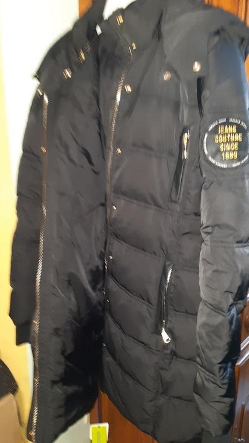 Zwarte nieuwe warme dons parka Versace Jeans M 46 kap, Kleding | Dames, Jassen | Winter, Nieuw, Maat 38/40 (M), Zwart, Ophalen of Verzenden