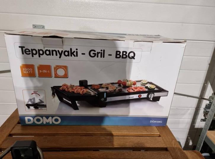 3-in-1 teppanyaki-grill-bbq, Elektronische apparatuur, Gourmetstellen, Zo goed als nieuw, 4 t/m 7 personen, Ophalen