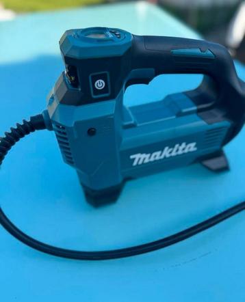 Makita DMP181 Luchtpomp 11,1 bar NIEUW beschikbaar voor biedingen