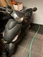 Peugeot v clic A klasse draait rijd ! 450€ is stukje kap, Fietsen en Brommers, Ophalen, Gebruikt, Benzine, Peugeot