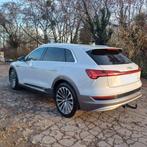 Audi e-tron 55 quattro, Achat, Carnet d'entretien, Alcantara, Noir