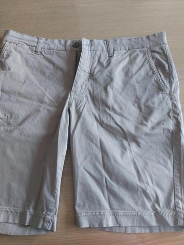 Beige short van Cricket & co - Heren, Kleding | Heren, Maat 48/50 (M), Beige, Ophalen of Verzenden, Zo goed als nieuw