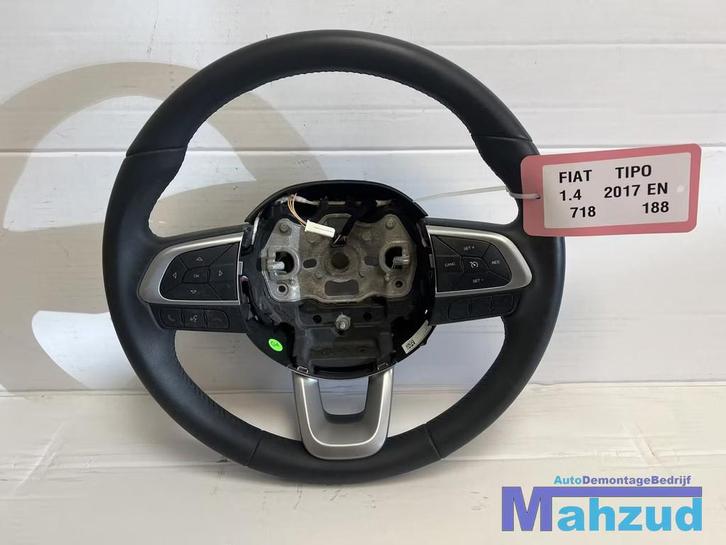 FIAT TIPO HATCHBACK Stuurwiel stuur leer 2016+, Auto-onderdelen, Besturing, Fiat, Gebruikt
