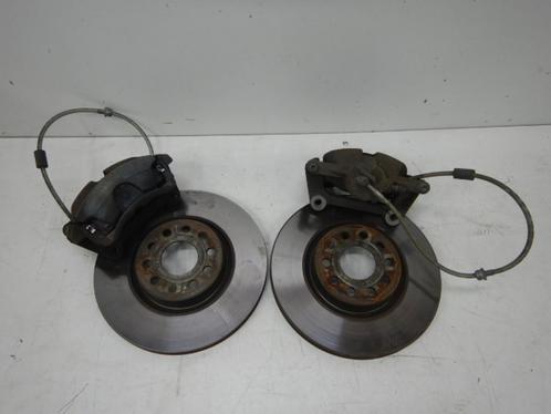 VW Golf 7 Remset voorzijde Links Rechts remschijven + klauwe, Auto-onderdelen, Remmen en Aandrijving, Volkswagen, Gebruikt, Ophalen of Verzenden