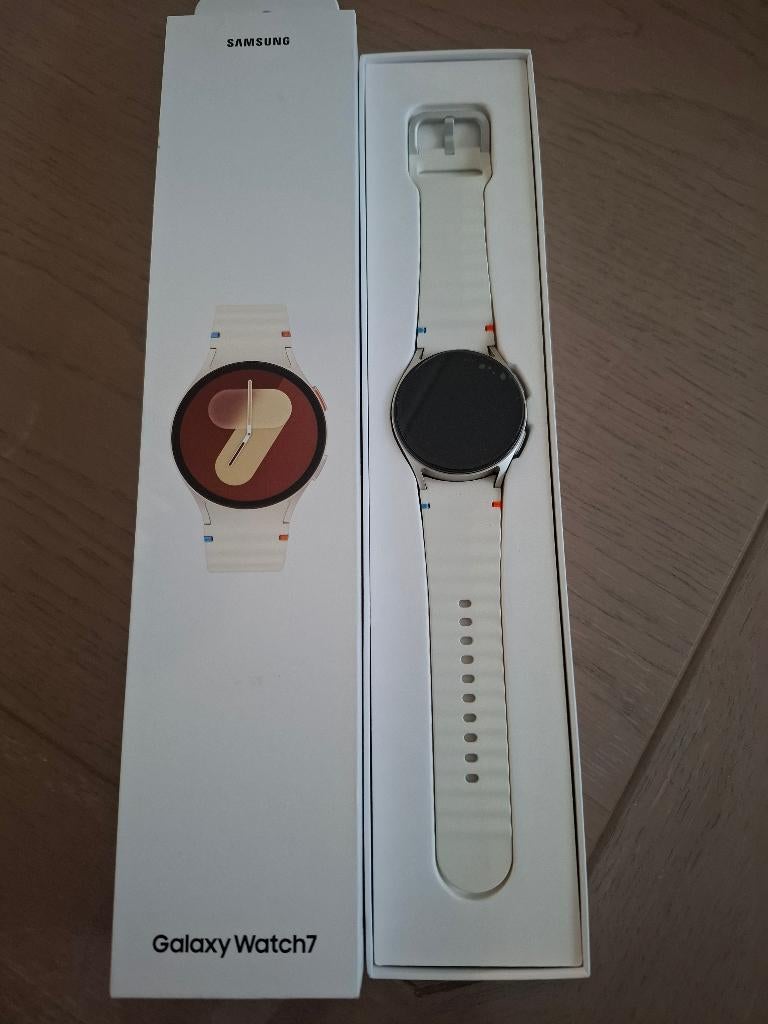 Galaxy watch 7, Wit, Samsung watch 7, Nieuw, Ophalen of Verzenden