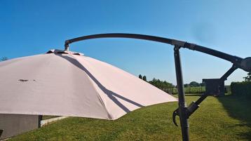 Zweefparasol met zware voet, Enlèvement, Utilisé, Parasol flottant