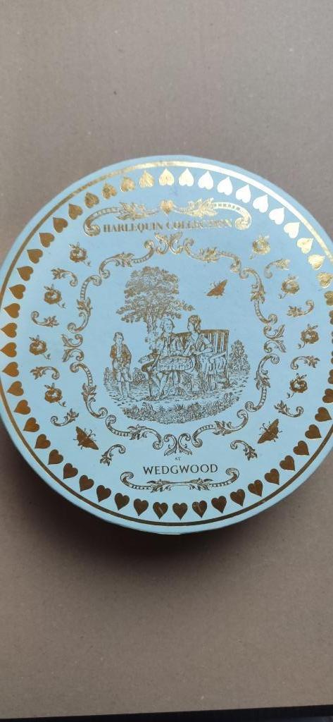 4 Tasses thé porcelaine anglaise Wegwood, Antiquités & Art, Antiquités | Porcelaine, Enlèvement