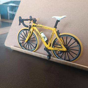 Vélo de course 1/10 idéal pour les chenilles télécommandées, Enlèvement