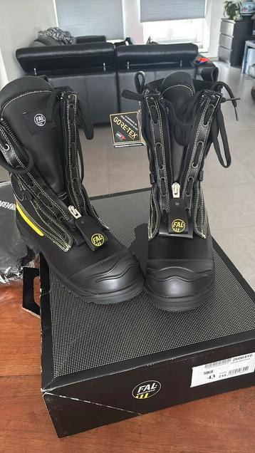 FAL torch brandweerlaarzen 43. Nieuw beschikbaar voor biedingen