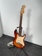 Fender Stratocaster MIM met accessoires + ID:Core 40w, Muziek en Instrumenten, Ophalen, Zo goed als nieuw, Fender, Met versterker