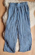 Zomerse blauwe broek met witte strepen, Blauw, Ophalen of Verzenden, Zo goed als nieuw, Driekwart