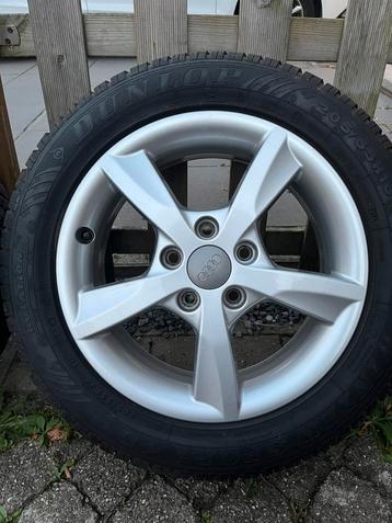 Audi A3 velgen met winterbanden beschikbaar voor biedingen