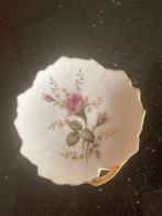 Klein porselein schaaltje OFTRIART. Perfecte staat, Antiek en Kunst, Ophalen of Verzenden