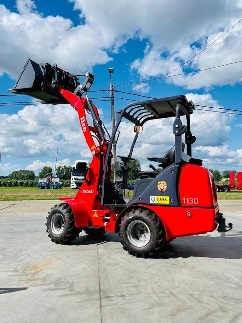 LION/KNIKLADER/WIELLADER/ KNIKLADER, Zakelijke goederen, Machines en Bouw | Metaalbewerking, Ophalen of Verzenden
