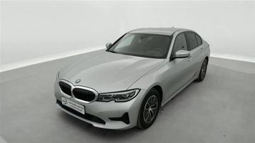 BMW 3 Serie 318 318i Adavantage CUIR/NAVI/FULL LED/JA/PDC beschikbaar voor biedingen