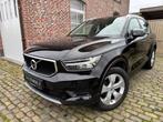 Volvo XC40 T3 benzine Momentum Harman Kardon Camera LED zete, Autos, Achat, Euro 6, Entreprise, Boîte manuelle