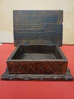 Vintage handgemaakt houten juwelenkist, Antiek en Kunst, Kunst | Beelden en Houtsnijwerken, Ophalen of Verzenden