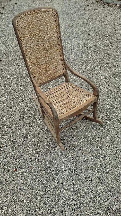 prachtige schommelstoel, Huis en Inrichting, Stoelen, Gebruikt, Eén, Hout, Ophalen