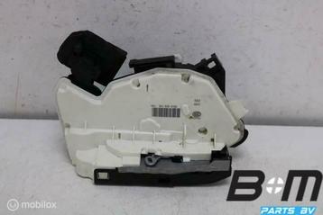 Portierslot rechtsachter VW E - Golf 7 5K4839016S disponible aux enchères