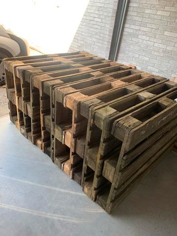 Europaletten 11 stuks, Doe-het-zelf en Bouw, Hout en Planken, Ophalen, Zo goed als nieuw