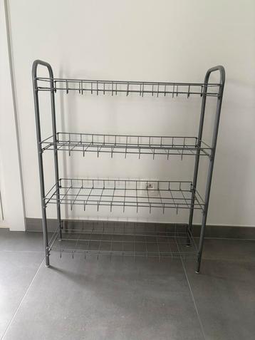 Schoenenrek voor 12 paar schoenen beschikbaar voor biedingen