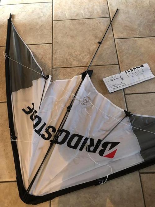 NIEUWE ongeopende kite ter waarde van 70 euro bridgestone ce, Sport en Fitness, Vliegeren, Nieuw, Ophalen of Verzenden