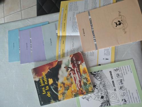Livre et fascicules "Découvrir l'environnement", Boeken, Studieboeken en Cursussen, Gelezen, Overige niveaus, Ophalen